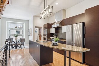 2900 Inca St in Denver, CO - Foto de edificio - Building Photo