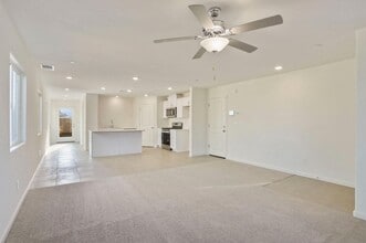 3120 Kuppens Wy in Modesto, CA - Building Photo - Building Photo