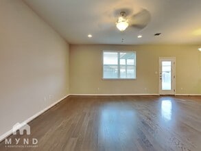 125 Kavanaugh St in Georgetown, TX - Foto de edificio - Building Photo