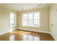 3 Mendell Way, Unit B in Boston, MA - Foto de edificio - Building Photo