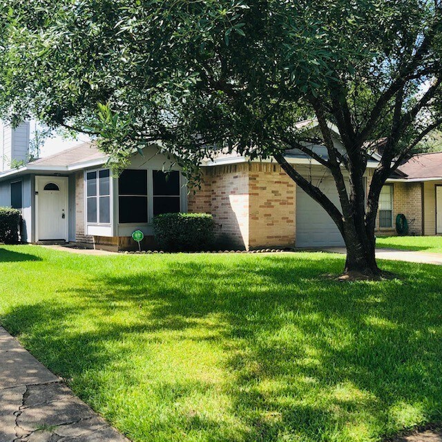 1607 Bugle Run Dr in Katy, TX - Foto de edificio