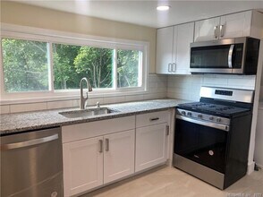 69 Fountain St in New Haven, CT - Building Photo - Building Photo