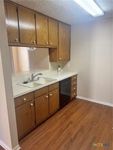 414 Mariner Dr in Victoria, TX - Building Photo - Building Photo