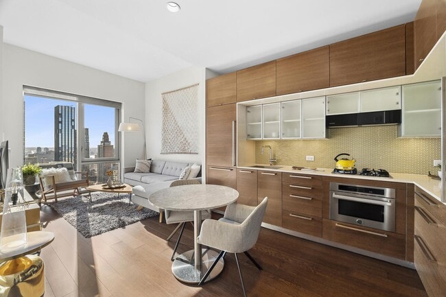 EOS in New York, NY - Building Photo - Building Photo