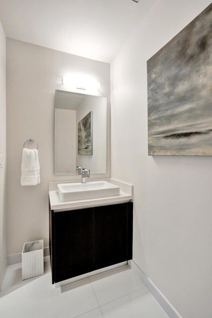 3030 N Ocean Blvd in Fort Lauderdale, FL - Foto de edificio - Building Photo