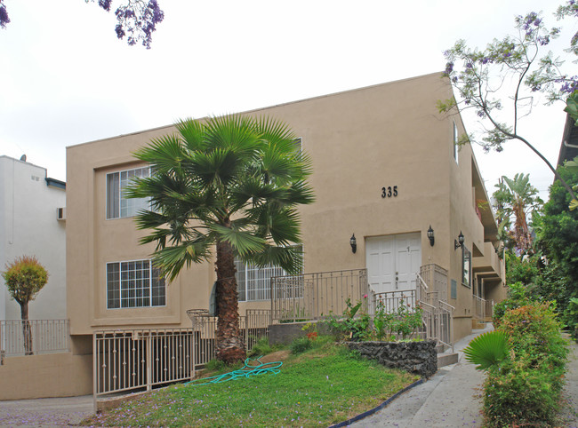 335 N Oakhurst Dr in Beverly Hills, CA - Building Photo - Building Photo