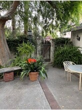 921 Oxford Ave, Unit A in Claremont, CA - Building Photo - Building Photo