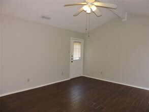 8509 Fathom Cir in Austin, TX - Building Photo - Building Photo