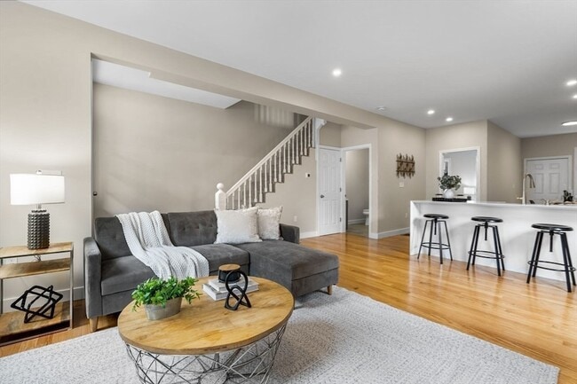 property at 362 Silver St