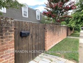 2008 Sherwood Ave SW in Roanoke, VA - Building Photo - Building Photo