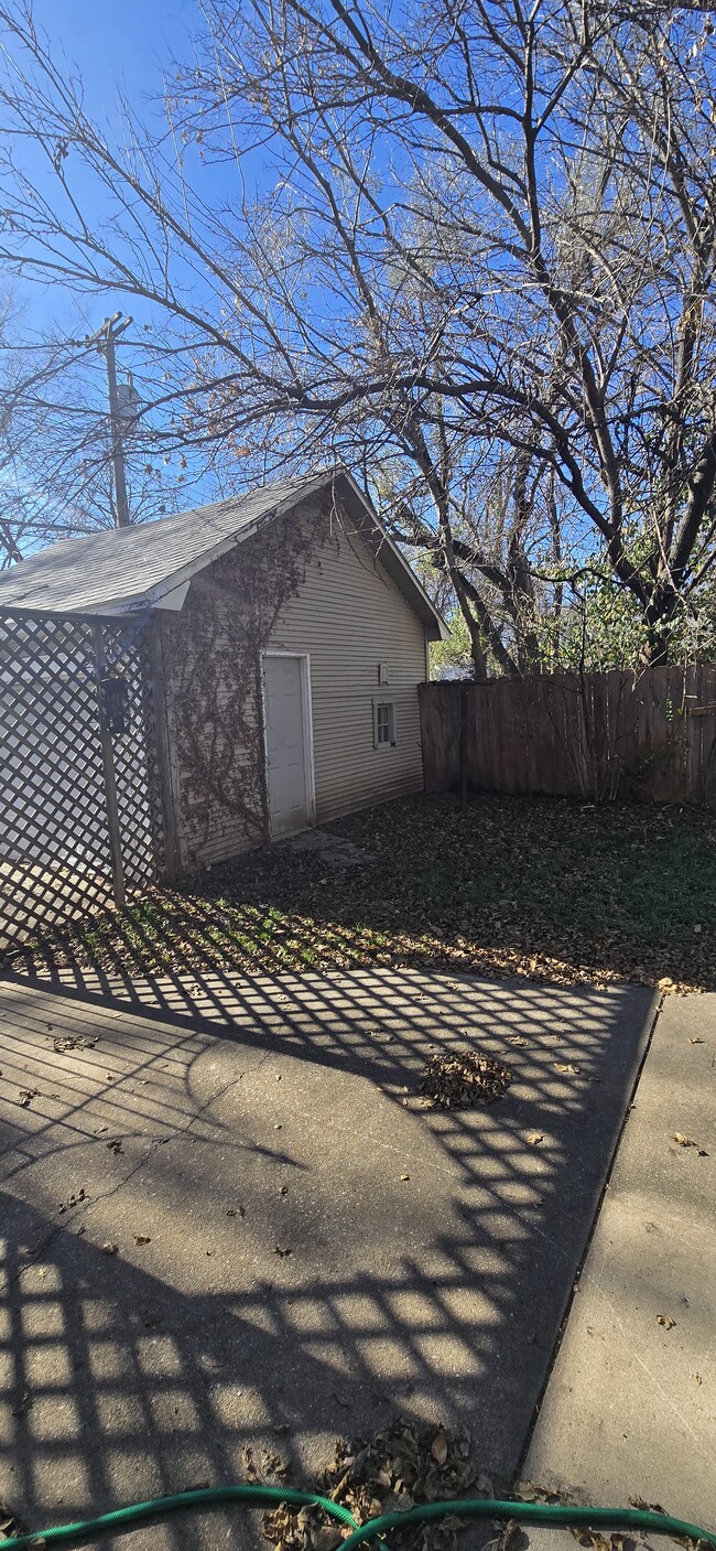 515 N Roosevelt St in Wichita, KS - Building Photo - Building Photo