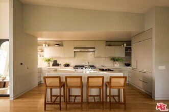 3218 Maplewood Ave in Los Angeles, CA - Building Photo - Building Photo