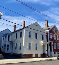 12 Fair St in Newburyport, MA - Foto de edificio - Building Photo