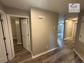 1002 Brookhollow Dr in Fayetteville, NC - Building Photo - Building Photo