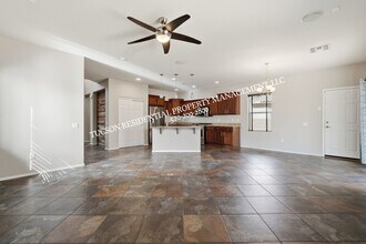 10568 Desert Drifter Pl in Tucson, AZ - Building Photo - Building Photo