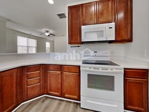 421 Chemistry Cir in Ladson, SC - Building Photo - Building Photo