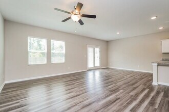 1146 Feldman Chase in Loganville, GA - Building Photo - Building Photo