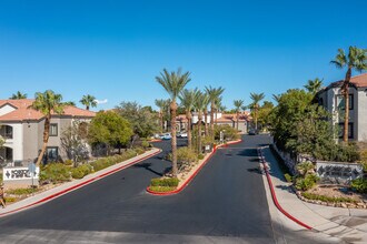Horizons at Seven Hills in Henderson, NV - Building Photo - Building Photo