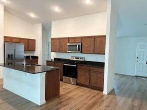 15 Lamoyne Ln in Palm Coast, FL - Building Photo - Building Photo