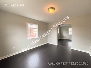 700 Large Ave in Clairton, PA - Building Photo - Building Photo