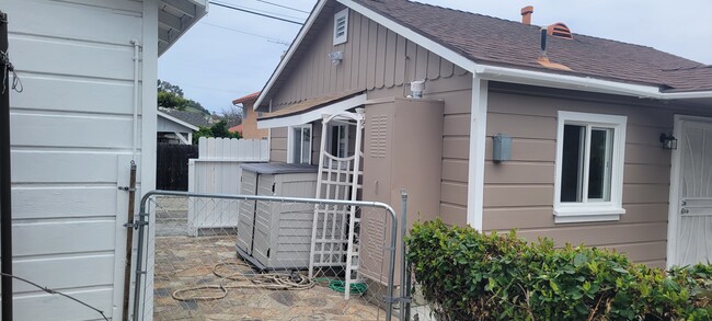 24245 Neece Ave in Torrance, CA - Building Photo - Building Photo