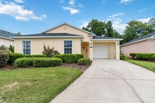 222 Reserve Dr in Davenport, FL - Building Photo