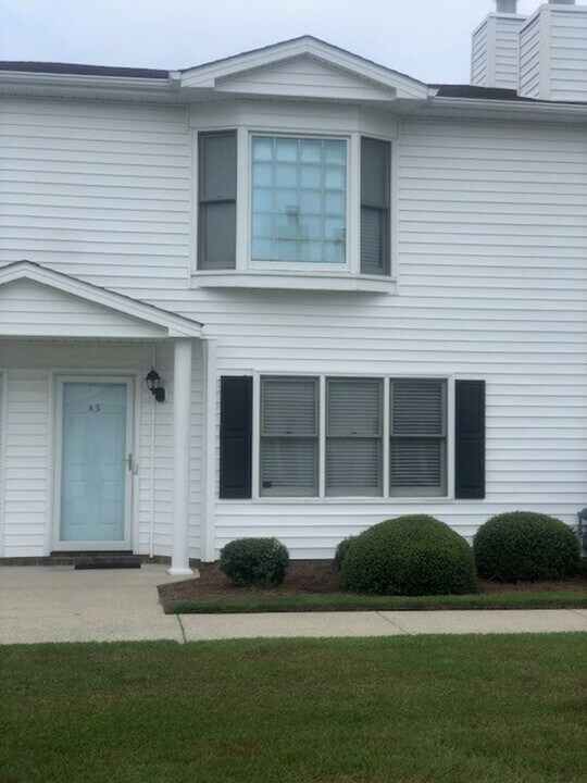 3256 Landmark St in Greenville, NC - Building Photo