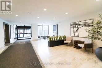 22 Clarissa Dr in Richmond Hill, ON - Building Photo - Building Photo