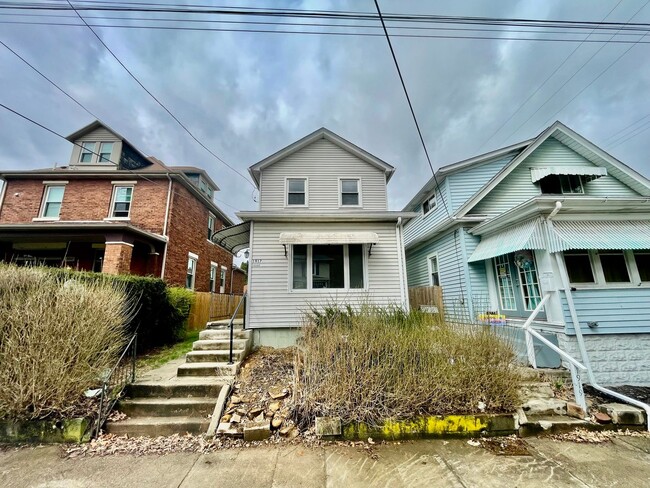 property at 1917 4th Ave
