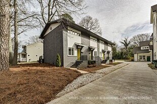 215 S Gardner Ave in Charlotte, NC - Building Photo