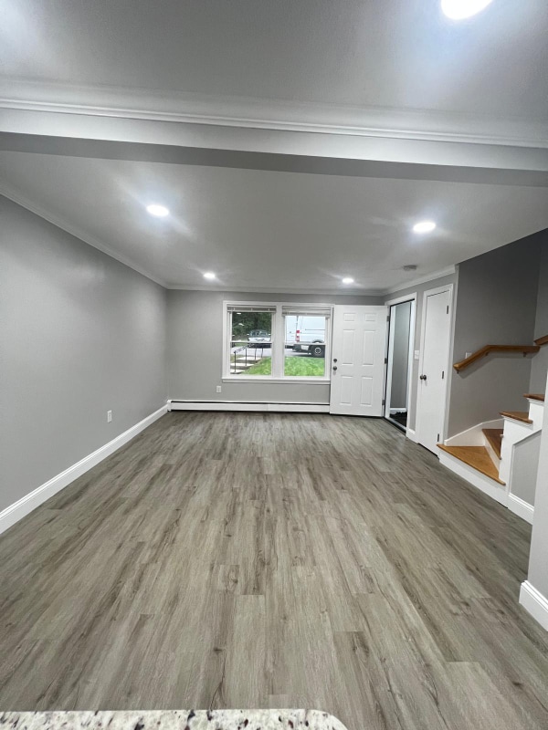 394 Greenwood St in Millbury, MA - Building Photo - Building Photo