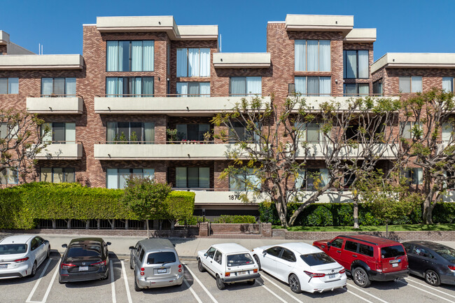 1870 Veteran Ave in Los Angeles, CA - Building Photo - Building Photo