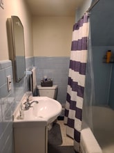 973 Ellis Pkwy in Edison, NJ - Foto de edificio - Building Photo