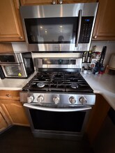 9463 Cherwell Ln in Cypress, CA - Building Photo - Building Photo