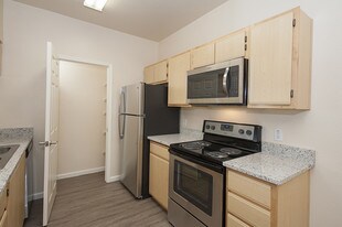 Stoneridge in Roseville, CA - Building Photo