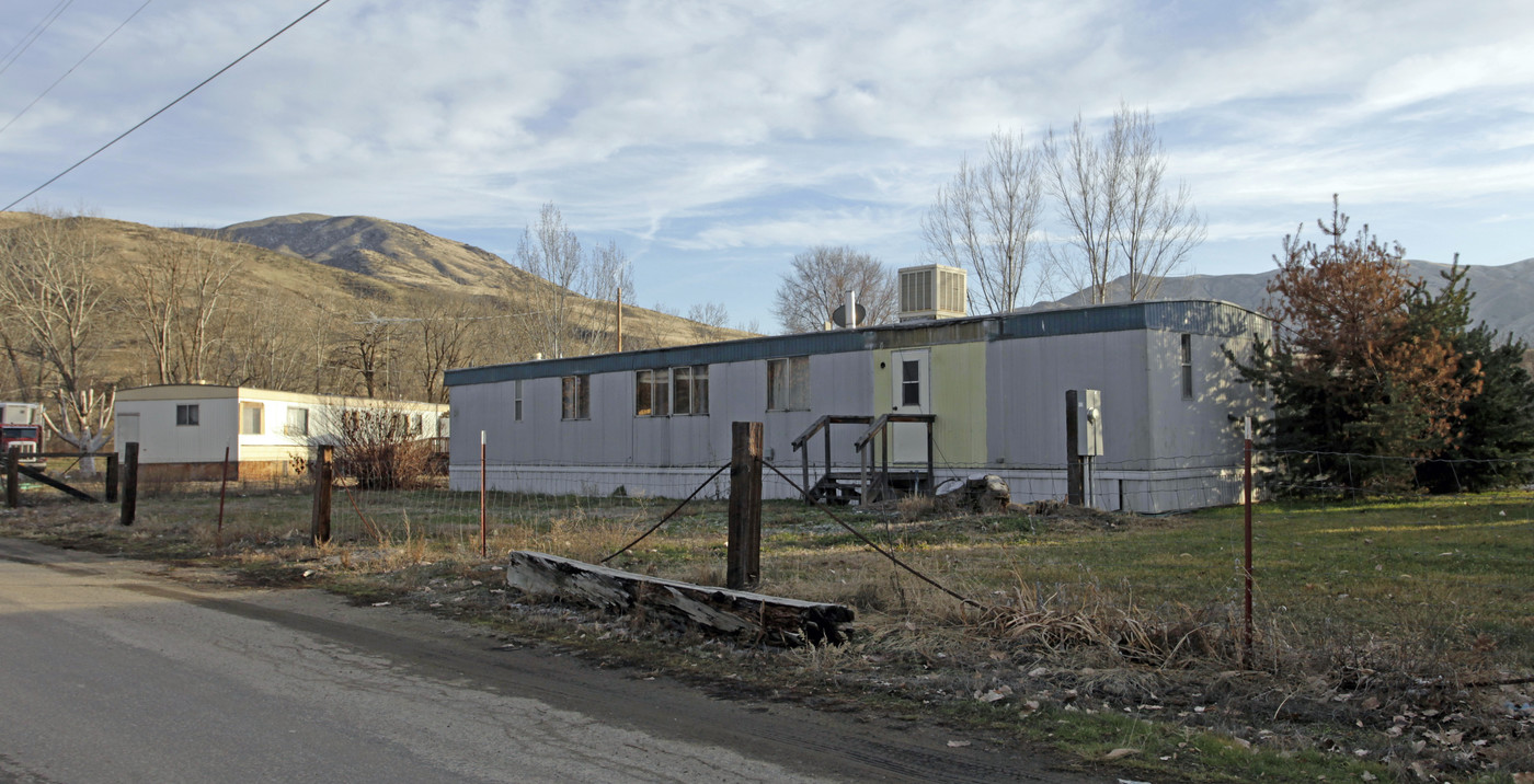 119 Newman Ln in Horseshoe Bend, ID - Foto de edificio