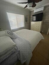 311 Liberty St, Unit 8 in Hollywood, FL - Building Photo - Building Photo