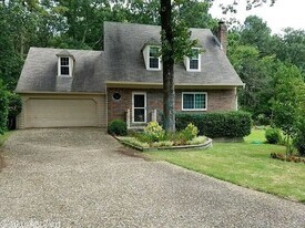 2521 Echo Valley Dr in Little Rock, AR - Building Photo