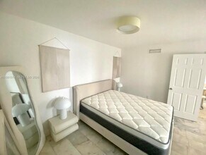 1526 Pennsylvania Ave in Miami Beach, FL - Building Photo - Building Photo