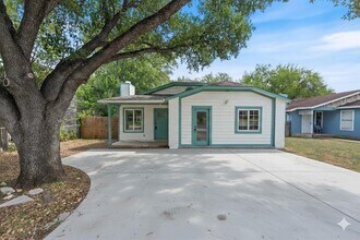 6807 Trendal Ln in Austin, TX - Building Photo - Building Photo