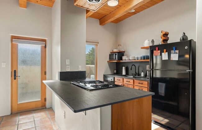 3227 La Paz Ln in Santa Fe, NM - Building Photo - Building Photo