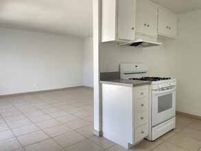 363 Hurst Ave in Ventura, CA - Building Photo - Building Photo