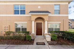 427 Carina Cir in Sanford, FL - Building Photo