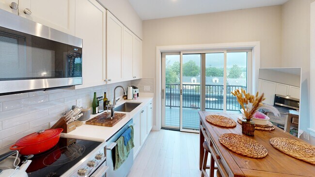 property at 197 Green St
