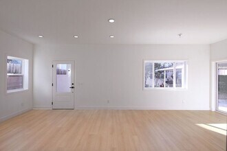 621 W Glenoaks Blvd in Glendale, CA - Building Photo - Building Photo