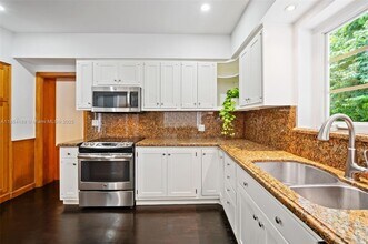 4114 Santa Maria St in Coral Gables, FL - Building Photo - Building Photo