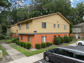 The Seasons on Park Avenue in Orange Park, FL - Building Photo - Building Photo