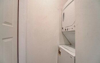 947 N Ormewood Park Dr SE in Atlanta, GA - Building Photo - Building Photo