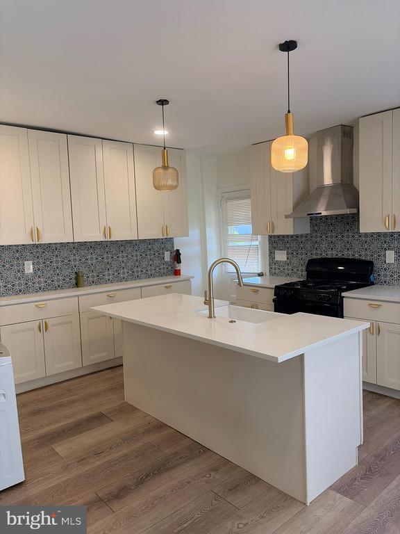 60 W Broadway Ave in Clifton Heights, PA - Building Photo - Building Photo