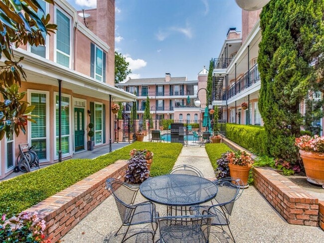 3208 Cole Ave-Unit -1304 in Dallas, TX - Building Photo - Building Photo